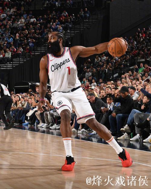 哈登24+12助快船力克猛龙豪取4连胜 公牛上演逆转击败老鹰